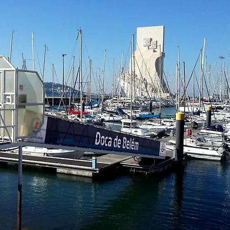 Båthotell Veleiro Em Belem